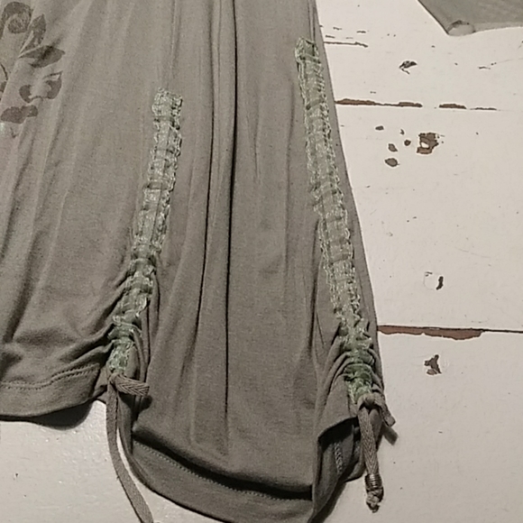 Dress - Picture 5 of 7